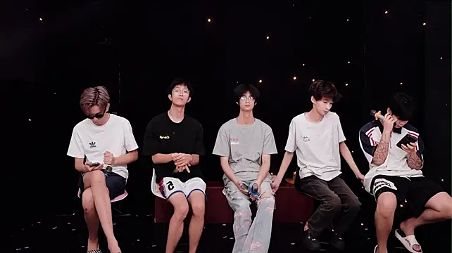 Chenyong123 라이브 XXX 채팅