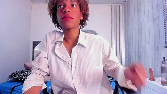 Chat XXX en directo de luccas_lowee