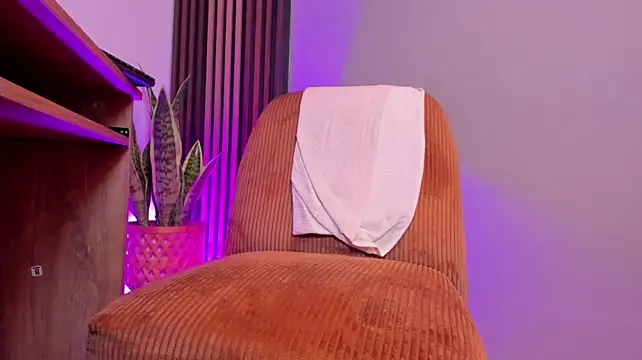 HellLilith_ – Naživo XXX chat