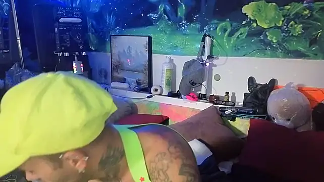 Cojote Webcam show