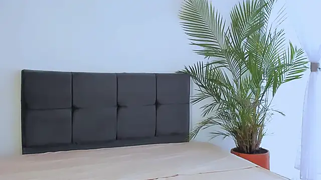 NaomiBrown_'s Live XXX Chat