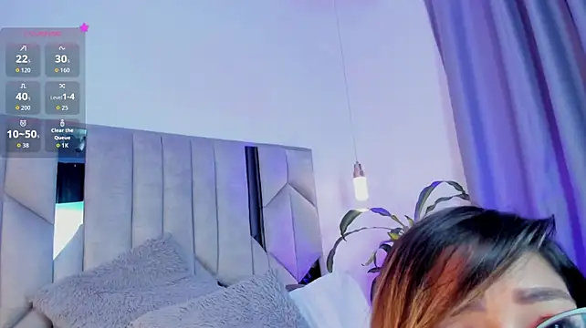 IndieMiller's Live XXX Chat