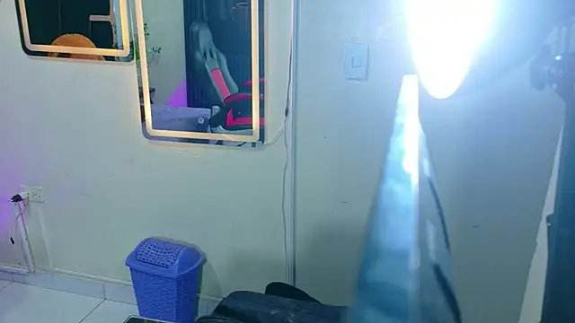 Sariha_Sweet webkamerás műsora