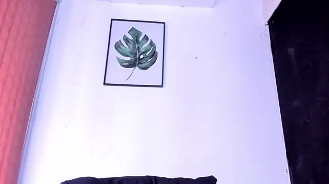 alondrabigtits' Live XXX Chat
