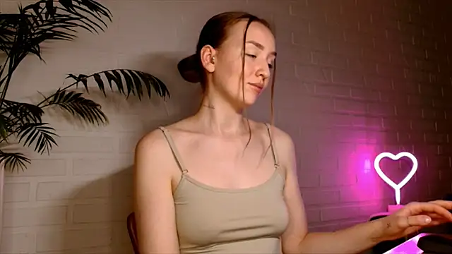 WhitePrincessLuna Chat XXX live