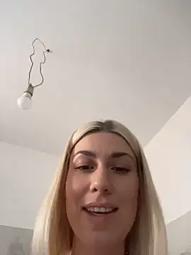 clara_k Webcam-Show