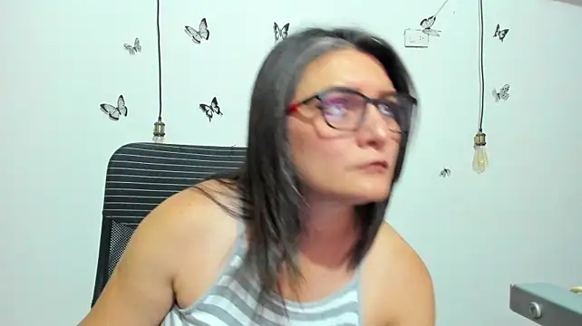 Amie_Adams82_n Live XXX chat