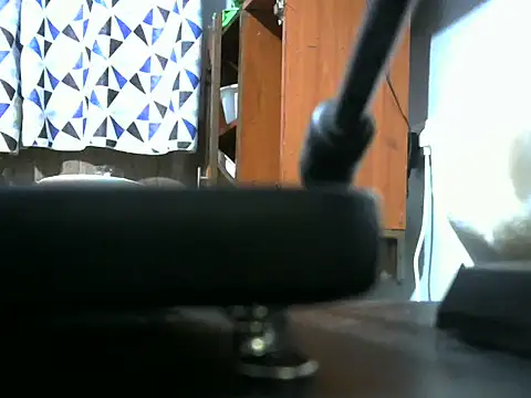 Titty_quween Show in webcam