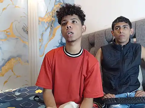 دردشة CUTE_BOYS2026 الجنسية المباشرة