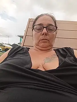 pulpeuse64 webcam show