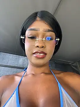 CocoaLuxeXXX's Webcam Show