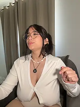 tati_reyess Live XXX-Chat