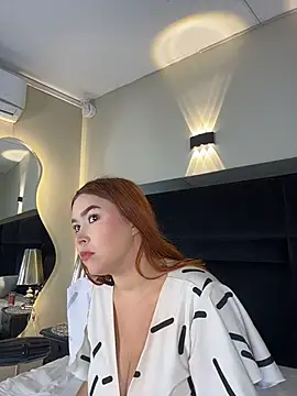 LiaTink's Live XXX Chat