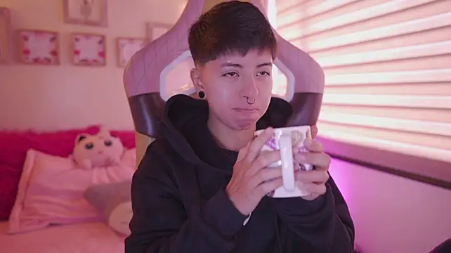 Chat XXX en directo de tommy_blue
