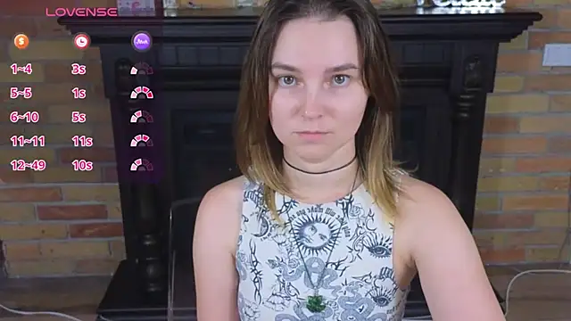 Ellie_Sunset live XXX chat