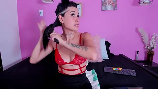 liapinket Live XXX Chat