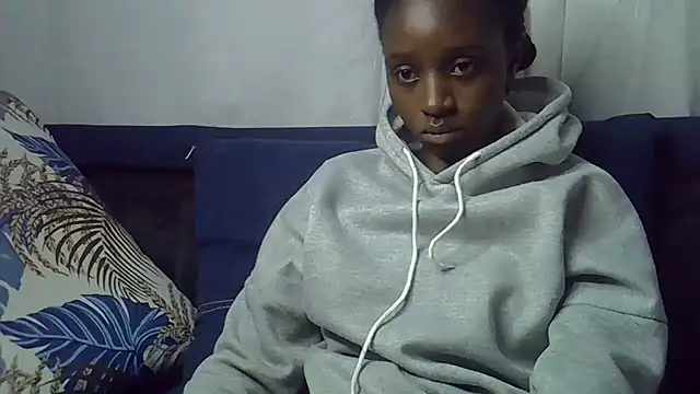 XXX chat uživo modela Enkarxx