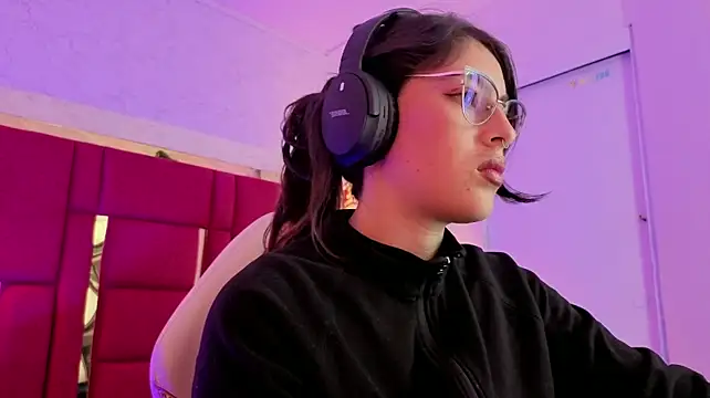moon_winy's Live XXX Chat