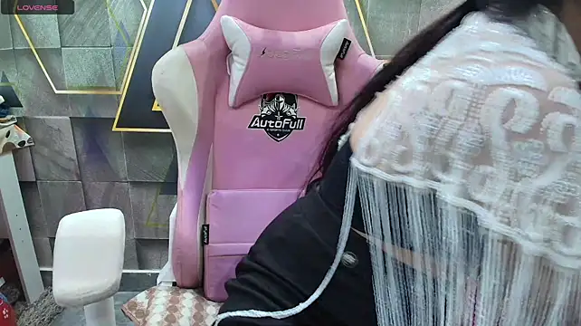 NymphoIsLive's Live XXX Chat