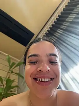 JuanitaMore01 – Naživo XXX chat