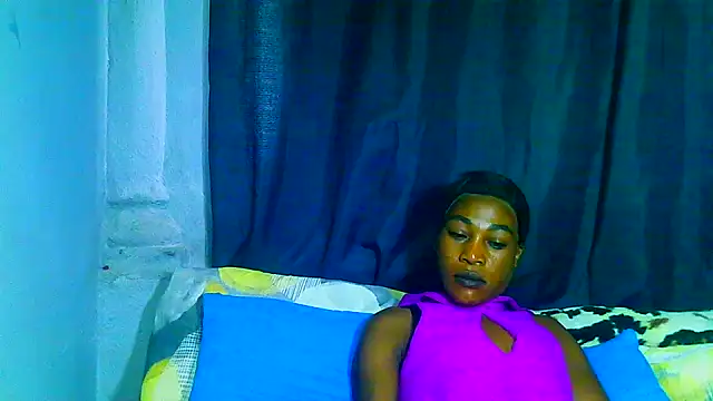 Chat XXX en directo de freaky_naughty
