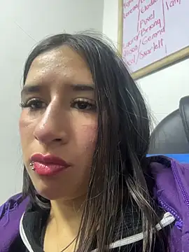 LilyRossi_ Live XXX-chat