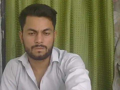 Czat XXX na żywo – Stubborndesiboy