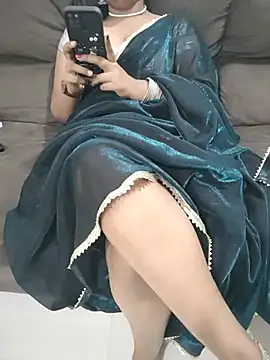 Show de Chandrakala25 na webcam