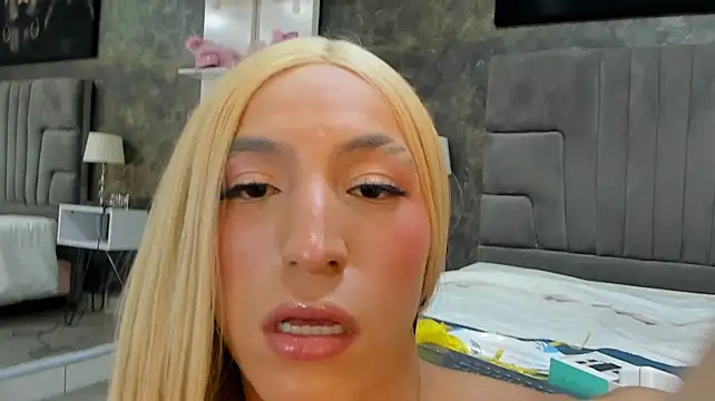 isa_lancasterのライブXXXチャット