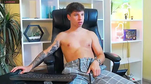 ThomasEdisonn Webcamshow