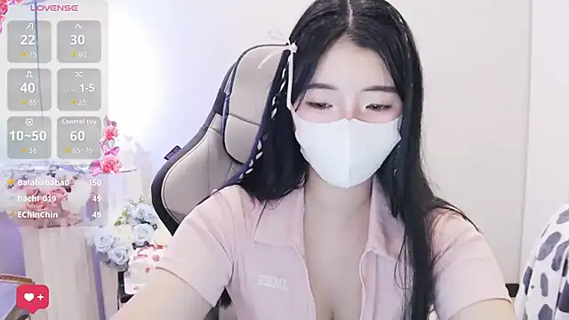 Nina_777_'s Live XXX Chat