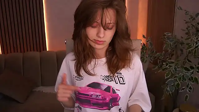CuteeFoxy 现场XXX聊天