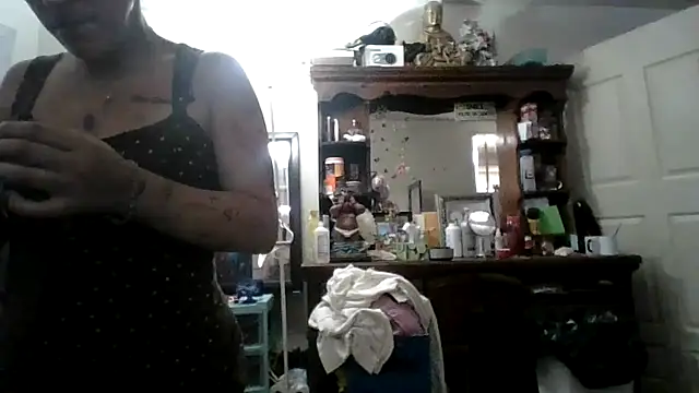 MinnieSnow Show in webcam