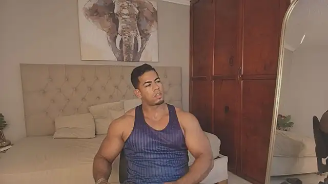 Trevor_vinc Adlı Modelin Canlı XXX Sohbeti