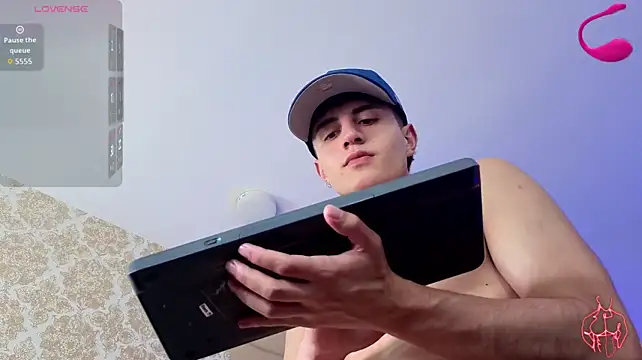 Kyler_tay Pertunjukan Webcam