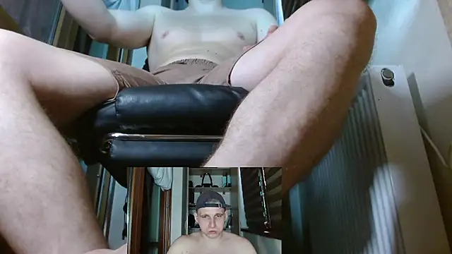 Show modela Poliglotjoe1 na web-kameri