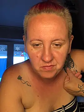 Chatroom XXX en direct de SofiaAmour