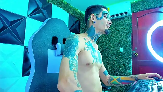 Boy_tatto77 Live XXX-Chat