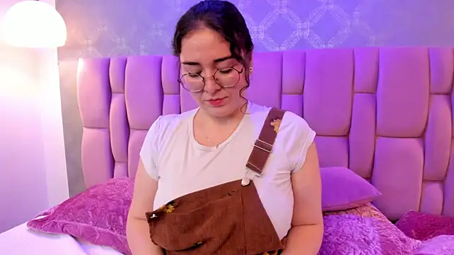Chat +18 de Lily-Moon_ ao vivo
