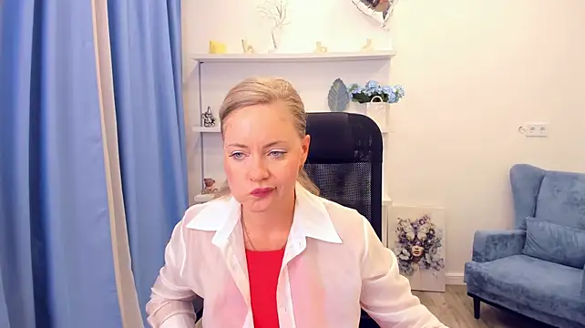 CharlotteKerti's Live XXX Chat