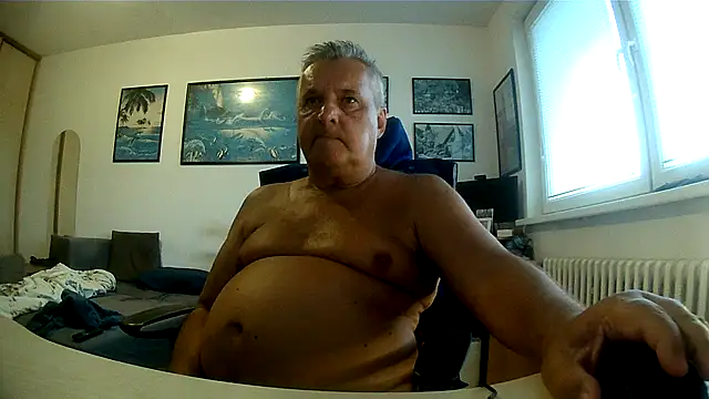 Robert_SK1's Live XXX Chat