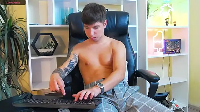 ThomasEdisonn live XXX chat