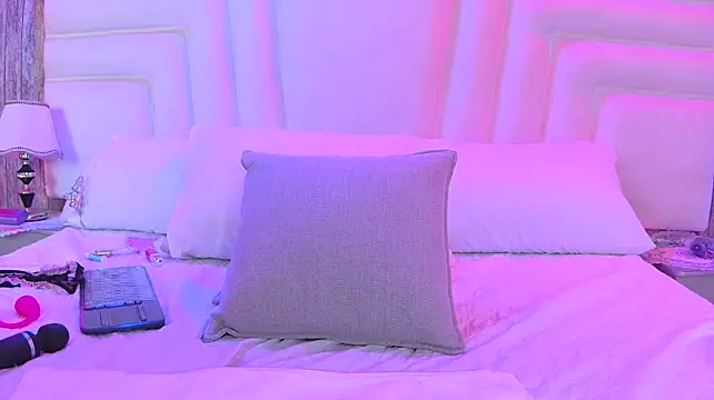 Онлайн чат XXX Mia_Monroee