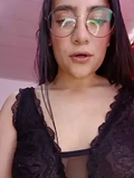 Chat +18 de Sofiaa_Duque ao vivo