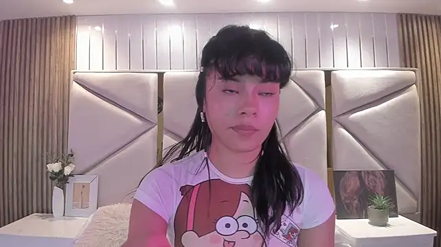 chloe_larson 现场XXX聊天