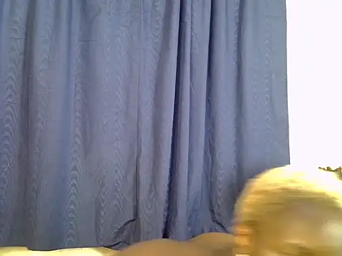 flirrtclaudiaのウェブカメラショー
