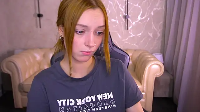 Živý XXX chat LizzaMoonn
