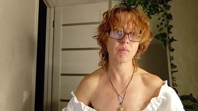 LioraWeiss' Live XXX Chat