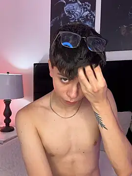ThomasTorress: вебкам-шоу