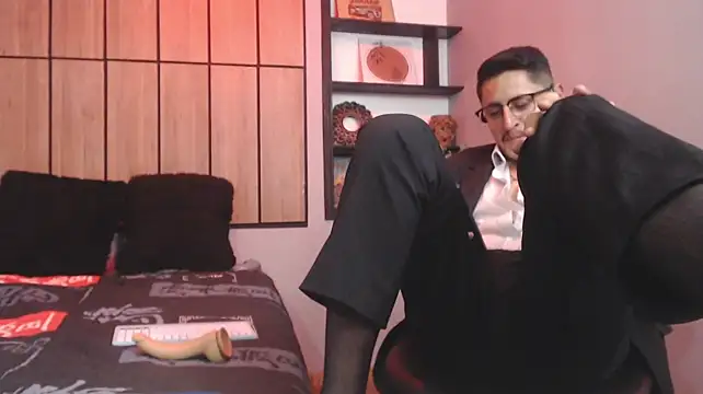 kevin_23_'s Live XXX Chat